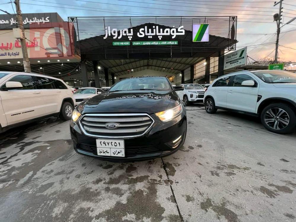 فورد تورس